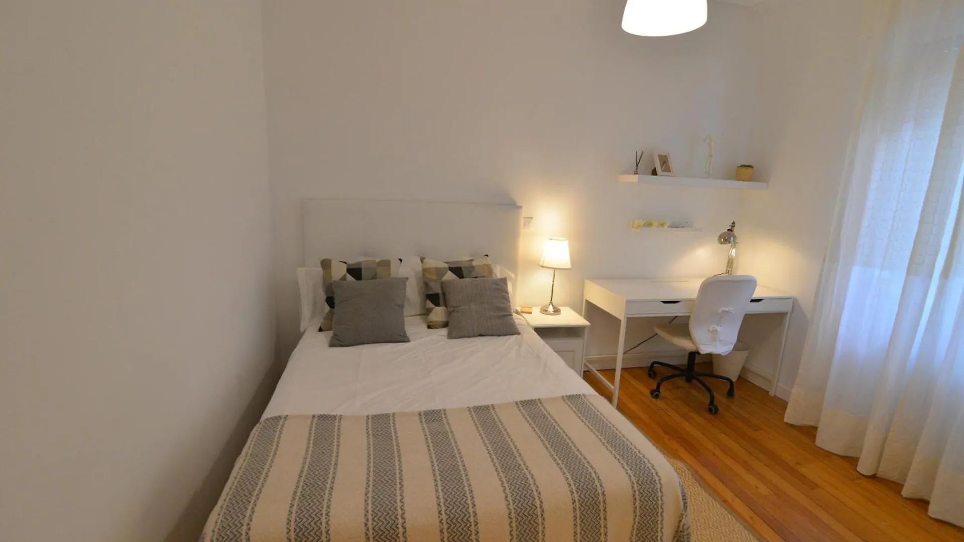 Apartamento En Zona Residencial Cerca Del Guggenheim Bilbao 0*,  Spagna